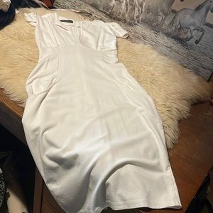 Amika dress with pockets